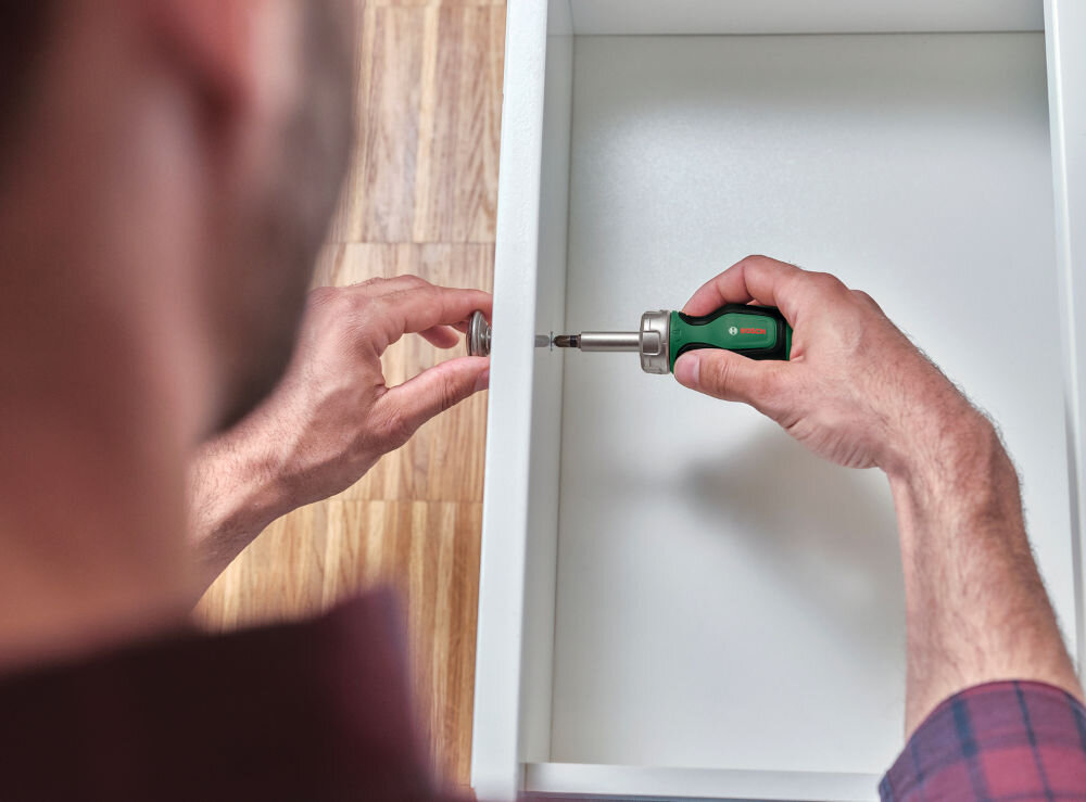 Wkrętak Bosch 1600A027PK kompaktowa konstrukcja Softgrip wygodna obsługa