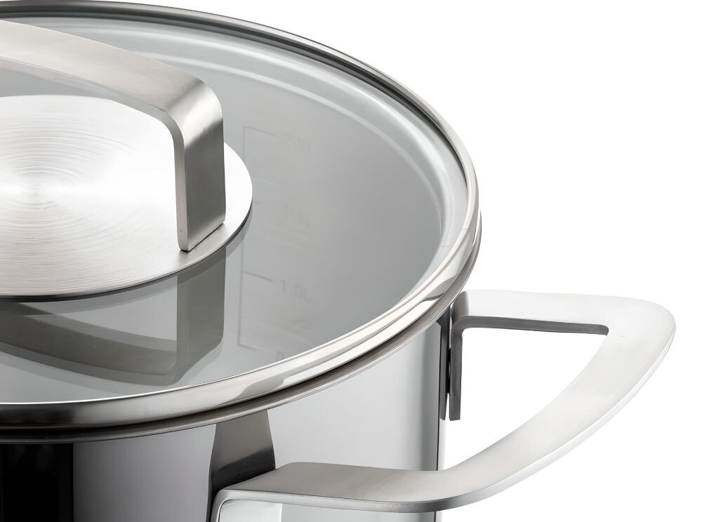 Garnek FLORINA Infinity  18 cm kawałek garnka widoczna pokrywka z uchwytem boczny uchwyt białe tło Solidne uchwyty ze stali nierdzewnej trwałość trwale zamocowane stabilność pewny chwyt ergonomicznemu kształtowi uchwytów wygodne i bezproblemowe przenoszenie bezpieczne i praktyczne korzystanie wygoda użytkowania