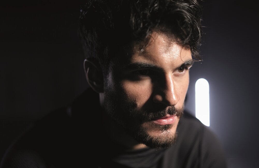 Smartwatch MAXCOM Fit FW63 Cobalt Pro ekran bateria czujniki zdrowie sport pasek ładowanie pojemność rozdzielczość łączność sterowanie krew puls rozmowy smartfon aplikacja