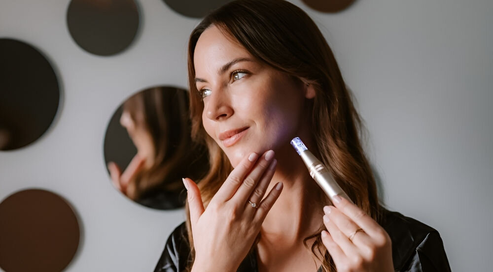 Urządzenie do mezoterapii mikroigłowej BEAUTIFLY Dermapen Meso Intense Gold indywidualnosc regularnosc