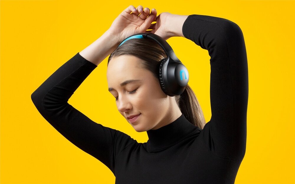 Słuchawki nauszne NICEBOY Hive XL 3 design komfort lekkość dźwięk jakość wrażenia słuchowe ergonomia lekkość sport aktywność podróże czas pracy działanie akumulator