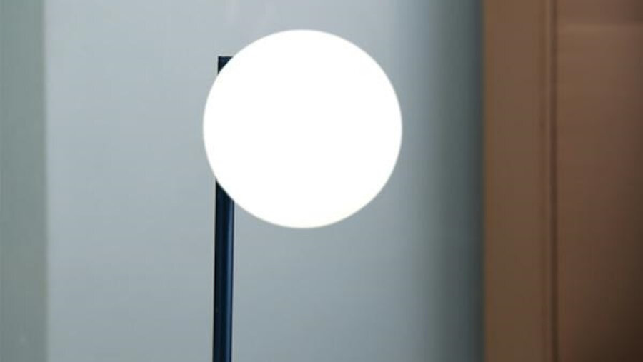 Lampa stołowa LEXON Bubble LH70X - czas pracy