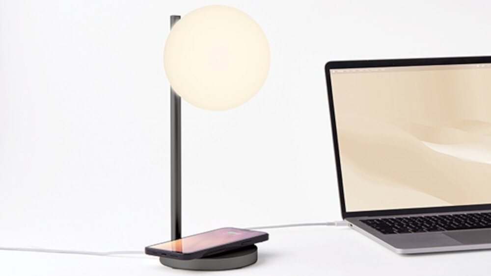 Lampa stołowa LEXON Bubble LH70X - ładowanie