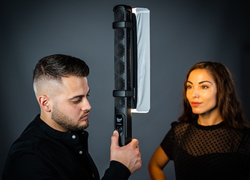Lampa LED ZHIYUN Fiveray F100 Combo Czarny akcesoria dodatki gwint montażowy mocowanie