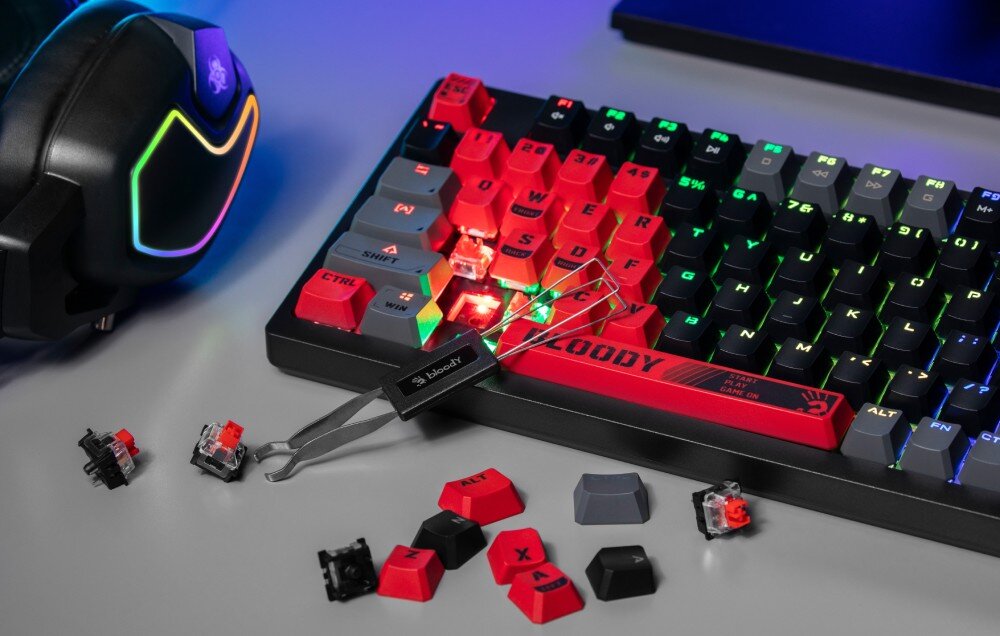 Klawiatura A4TECH Bloody S98 Sports Red RGB przełączniki działanie czas reakcji