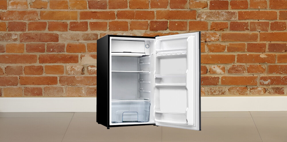 LODÓWKA LIN LI-BC99 CZARNA funkcje wymiary półka