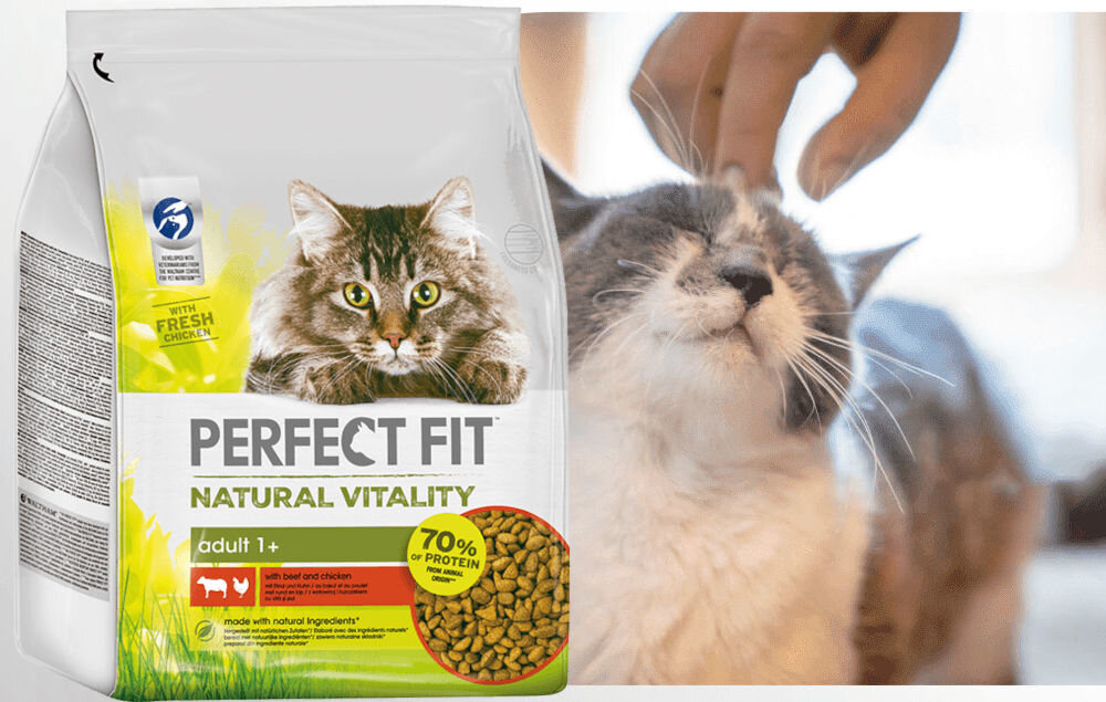 Karma dla kota PERFECT FIT Natural Vitality Wołowina i kurczak 2,4 kg witaminy pierwiastki aminokwasy