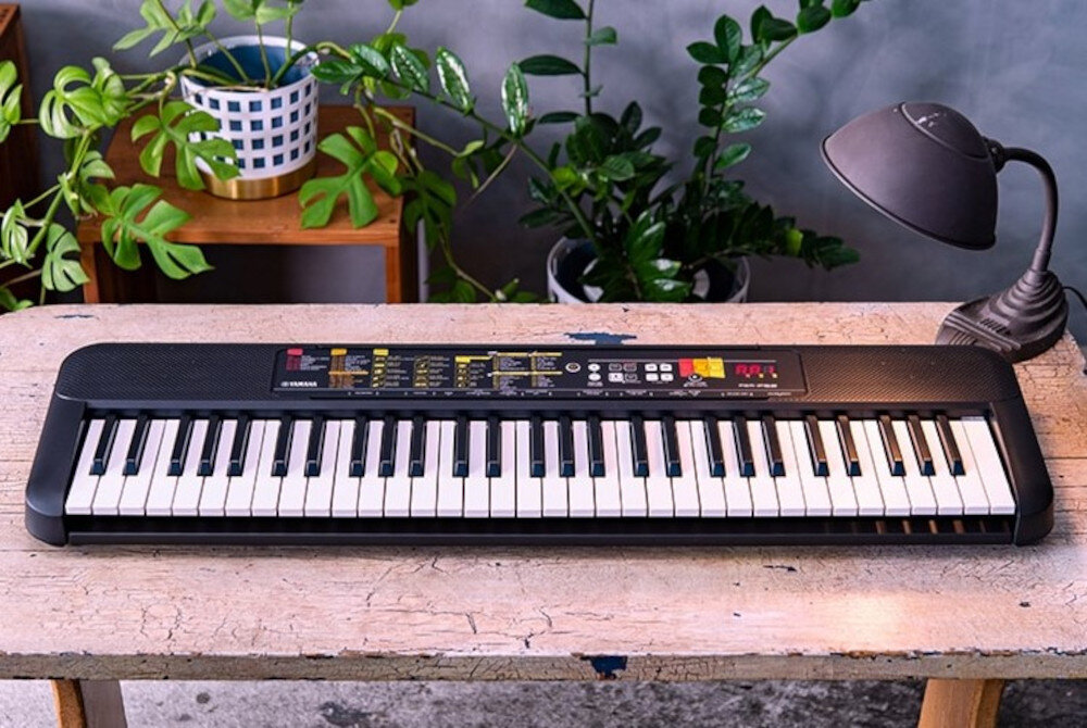 Keyboard YAMAHA PSR-F52 - wybór brzmień instrumentów
