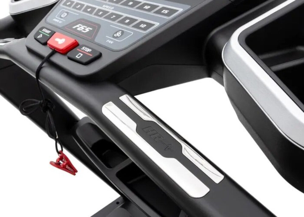 Bieżnia elektryczna SOLE by HAMMER F65 roznorodne programy treningowe 8 programow fitness 10 programow treningowych 2 programy sterowane tetnem dwa czujniki pulsu kontrola tetna podczas treningu