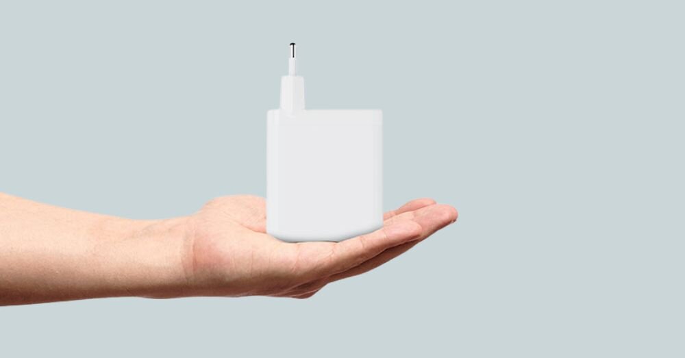 Ladowarka sieciowa XTORM GaN2 Ultra 140W technologia gan ultra