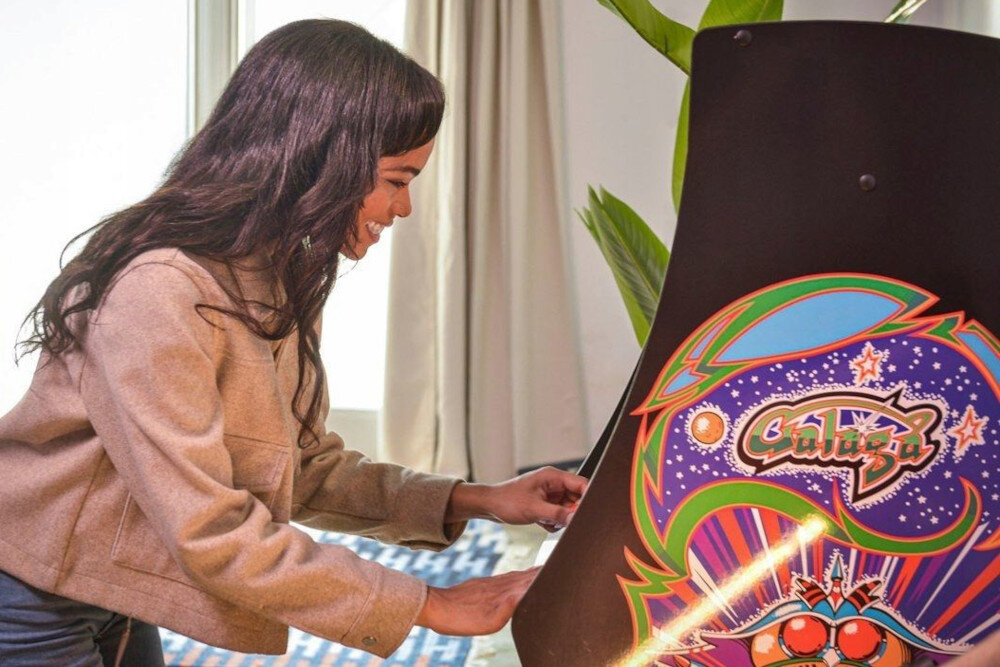 Konsola ARCADE1UP Class of '81 Deluxe przeznaczenie cechy