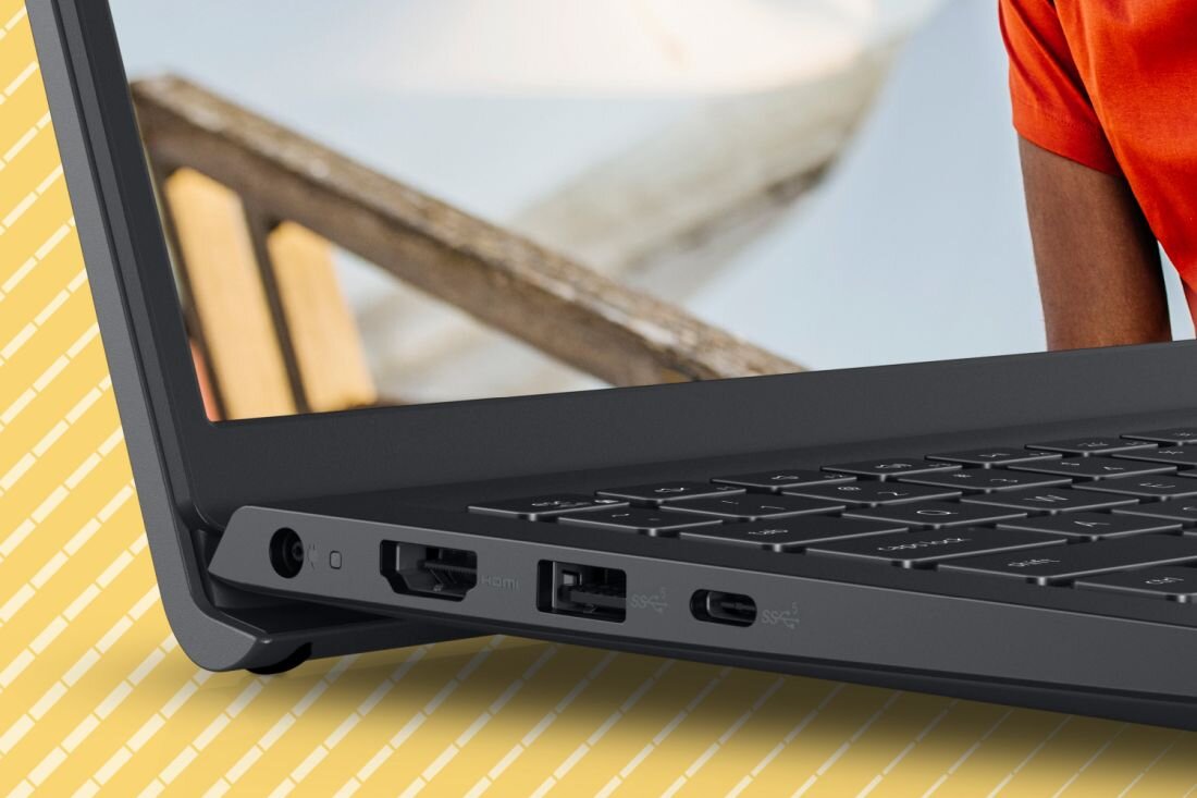 Laptop DELL Inspiron 3535 - USB-C