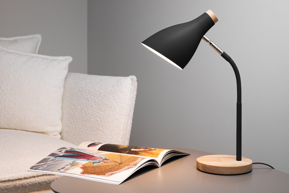 Lampka biurkowa TRACER Scandi minimalistycznym stylem przytulnej atmosfery