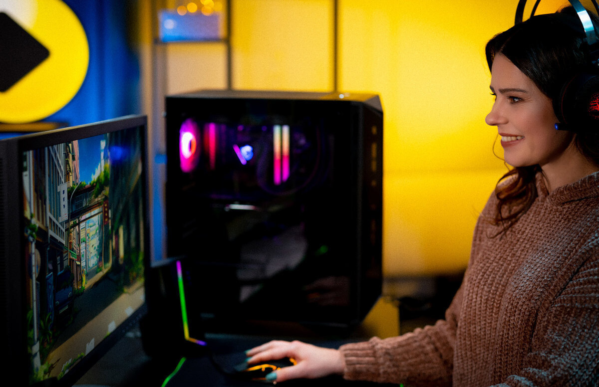 Komputer MAD DOG MD12100F-PPI1RGBV2WP cechy zalety opis testy