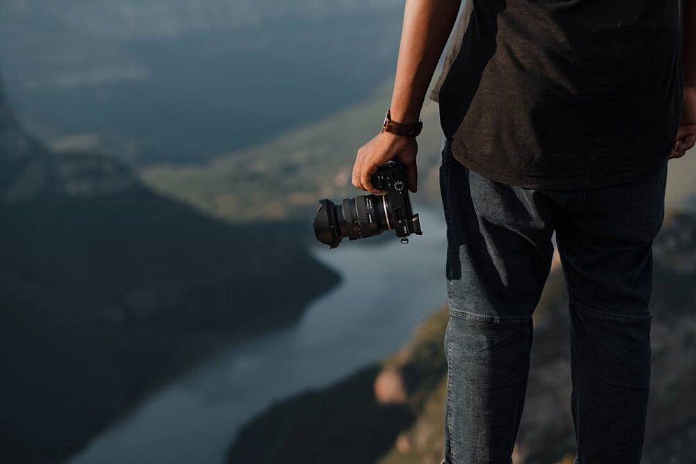 Obiektyw TAMRON 11-20mm F2.8 Di III-A RXD zoom ogniskowa przysłona montaż ostrość zdjęcia stabilizacja  filmy 