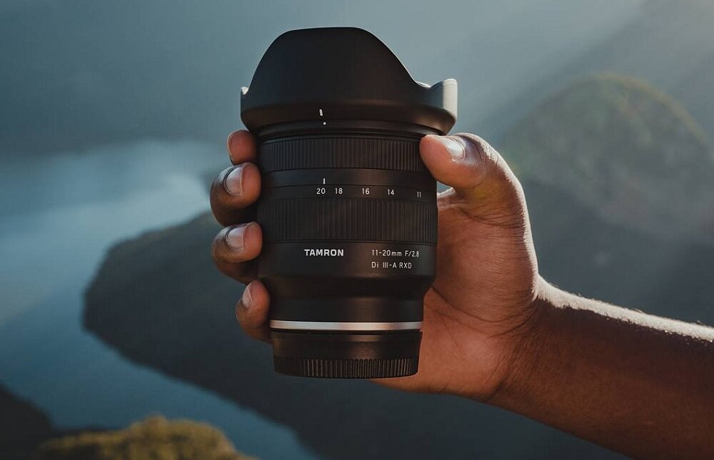 Obiektyw TAMRON 11-20mm F2.8 Di III-A RXD zoom ogniskowa przysłona montaż ostrość zdjęcia stabilizacja  filmy 