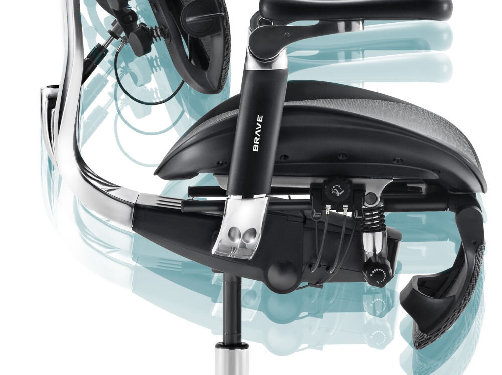 Fotel DIABLO CHAIRS Brave V-Kinetic Czarny wizualizacja możliwości regulacji wysokości na białym tle regulacja wysokości dopasowanie ergonomia komfort siedzenia