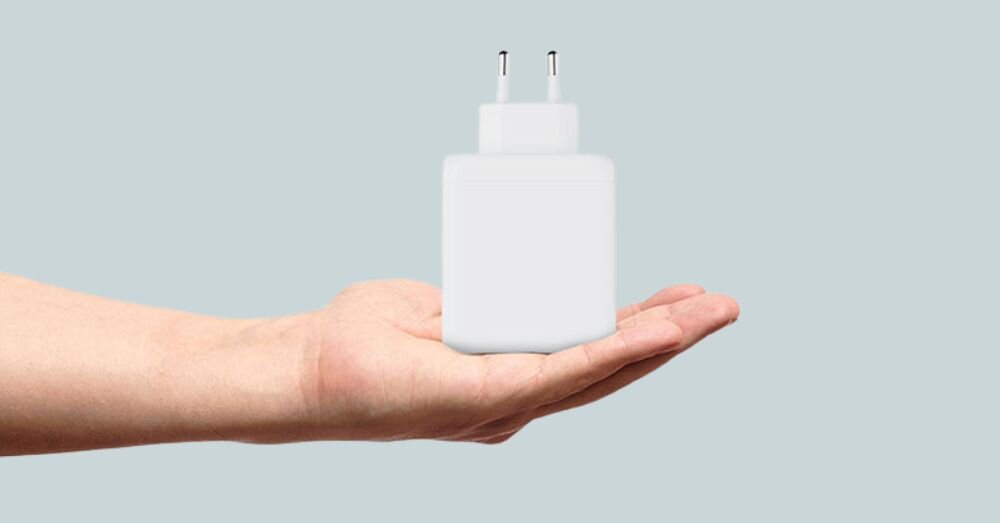 Ladowarka sieciowa XTORM GaN2 Ultra 100W technologia gan ultra