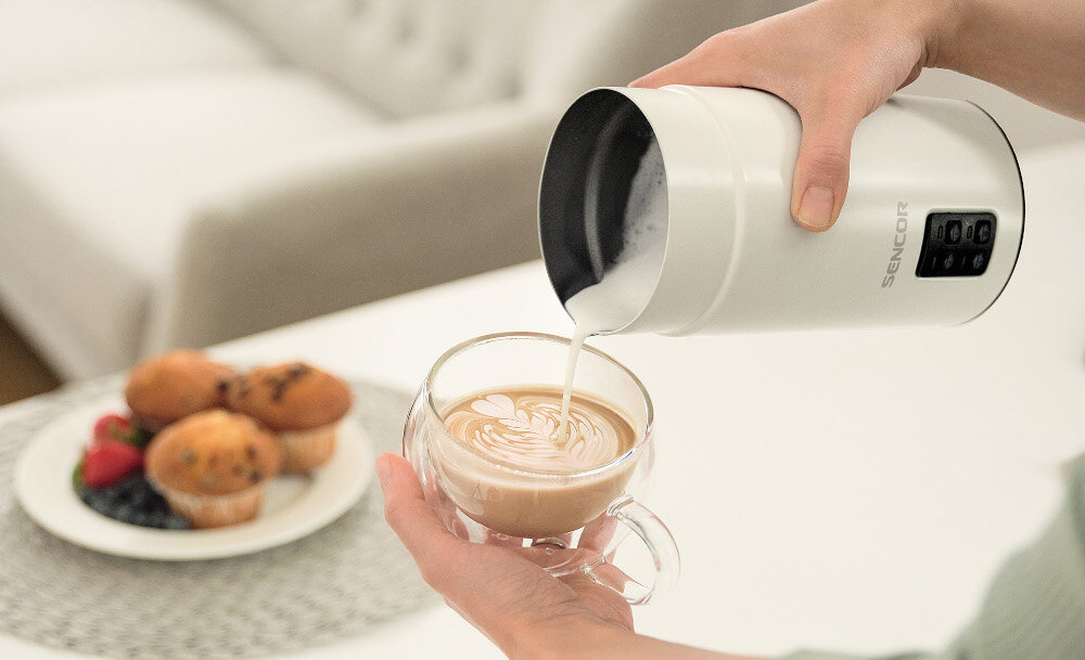 Spieniacz SENCOR SMF 2030WH Biały Stała moc i szybkie działanie w kilka chwil ulubione napoje bez czekania Podwójne ścianki ochrona  bezpieczeństwo użytkowania