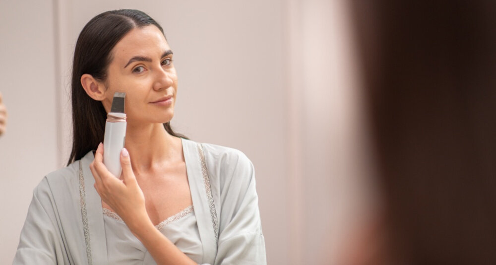 Urządzenie do peelingu kawitacyjnego GARETT Beauty Jone Różowy tryby czas ladowanie