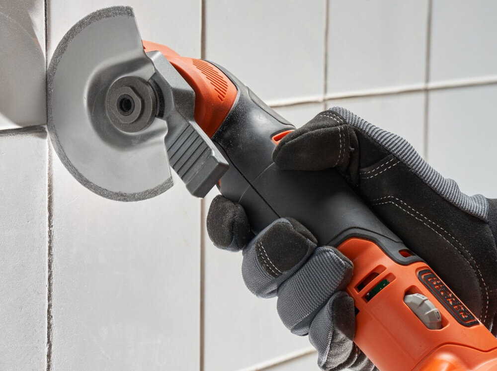 Narzędzie wielofunkcyjne BLACK&DECKER BDCOS18D1K smukla konstrukcja antyposlizgowa powierzchnia wyjatkowa wygoda