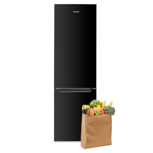 Lodówka, obok papierowa torba wypełniona warzywami i owocami.