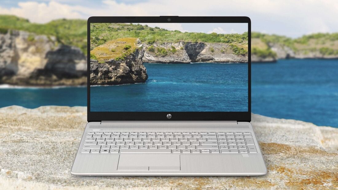 Laptop HP 15S-FQ5123NW 15.6 i5-1235U 8GB RAM 512GB SSD Windows 11 Home porty złącza czytnik kart pamięci SD podłączenie