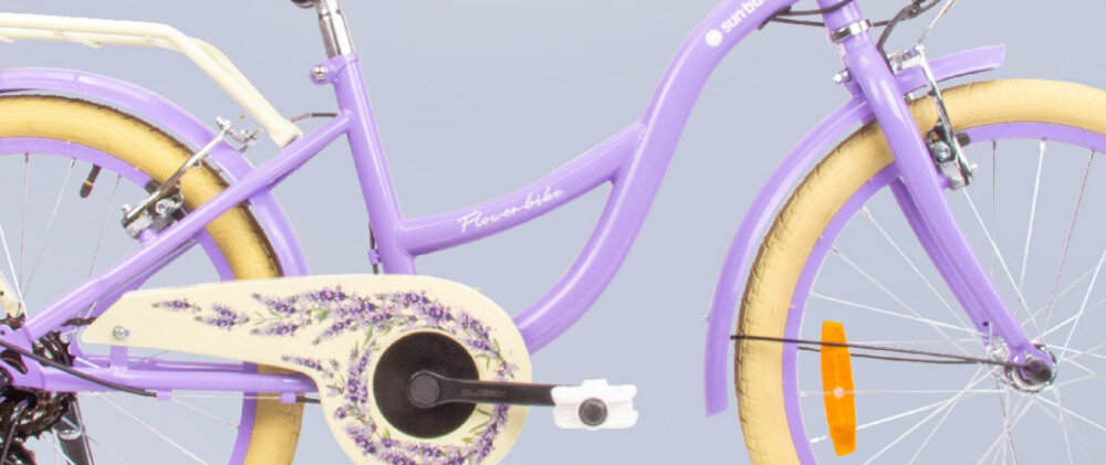 Rower dziecięcy SUN BABY Flower bike 20 cali dla dziewczynki Lawendowy odpowiednio wyselekcjonowane materialy raa stalowa 11,5-calowa dostosowana do najmlodszych geometria ulatwia dzieciom wsiadanie i zsiadanie ponadprzecietna odpornosc na uszkodzenia mechaniczne i dzialanie czynnikow zewnetrznych wybor rozmiaru ramy wzrost Twojego dziecka mierzony w zrelaksowanej pozycji typ roweru dla dzieci o wzroscie od 135 do 165 cm