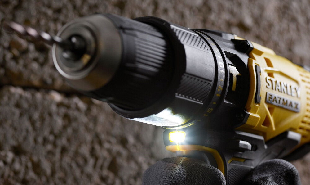 Wiertarko-wkrętarka STANLEY SFMCD711DSA jasna dioda LED wysoka intensywnosc
