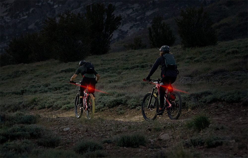 Latarka czołowa NITECORE NU05 KIT V2 biale swiatlo 3 poziomy 