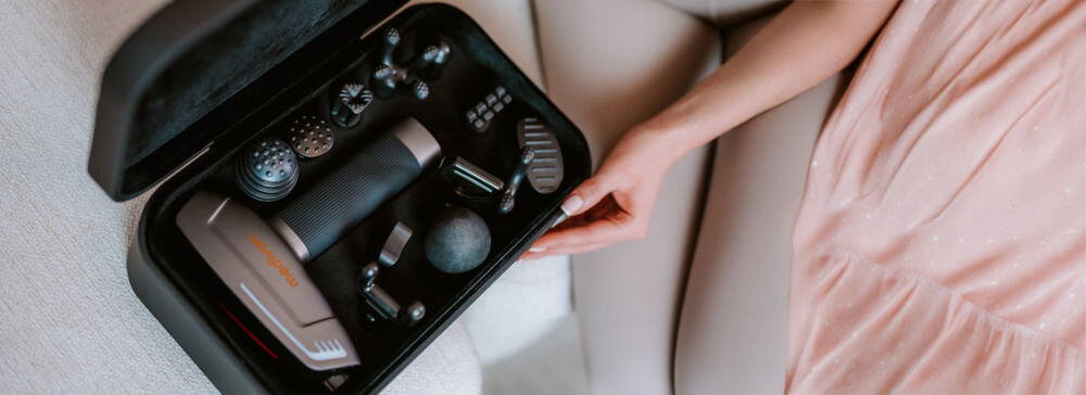 Masażer ręczny Gun MEDIVON Gun Nexus trwałość stylowy design wyjątkowa funkcjonalność solidne materiały antypoślizgowa rączka pewny chwyt kompaktowe rozmiary 22,4 x 6,7 x 22,7 cm lekka konstrukcja dołączone eleganckie etui ochrona urządzenia regeneracja w kazdej sytuacji