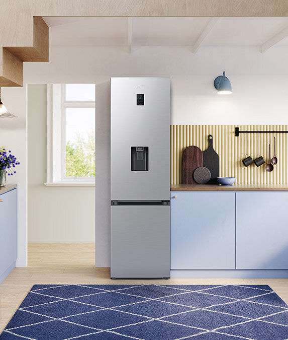 Wygląd lodówki jest prosty i elegancki - lodówka RB38C650ESA Wygląd lodówki jest prosty i elegancki - lodówka Samsung RB38C650ESA