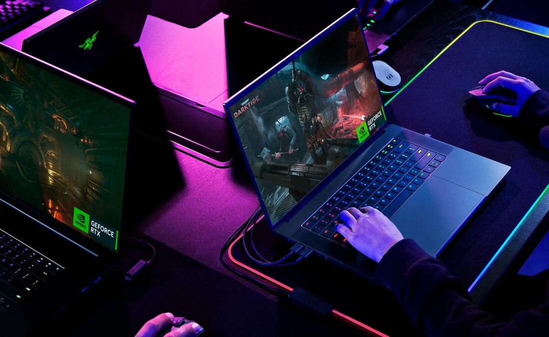 Laptop RAZER Blade 16 S9-NT - Podświetlana klawiatura Chroma RGB