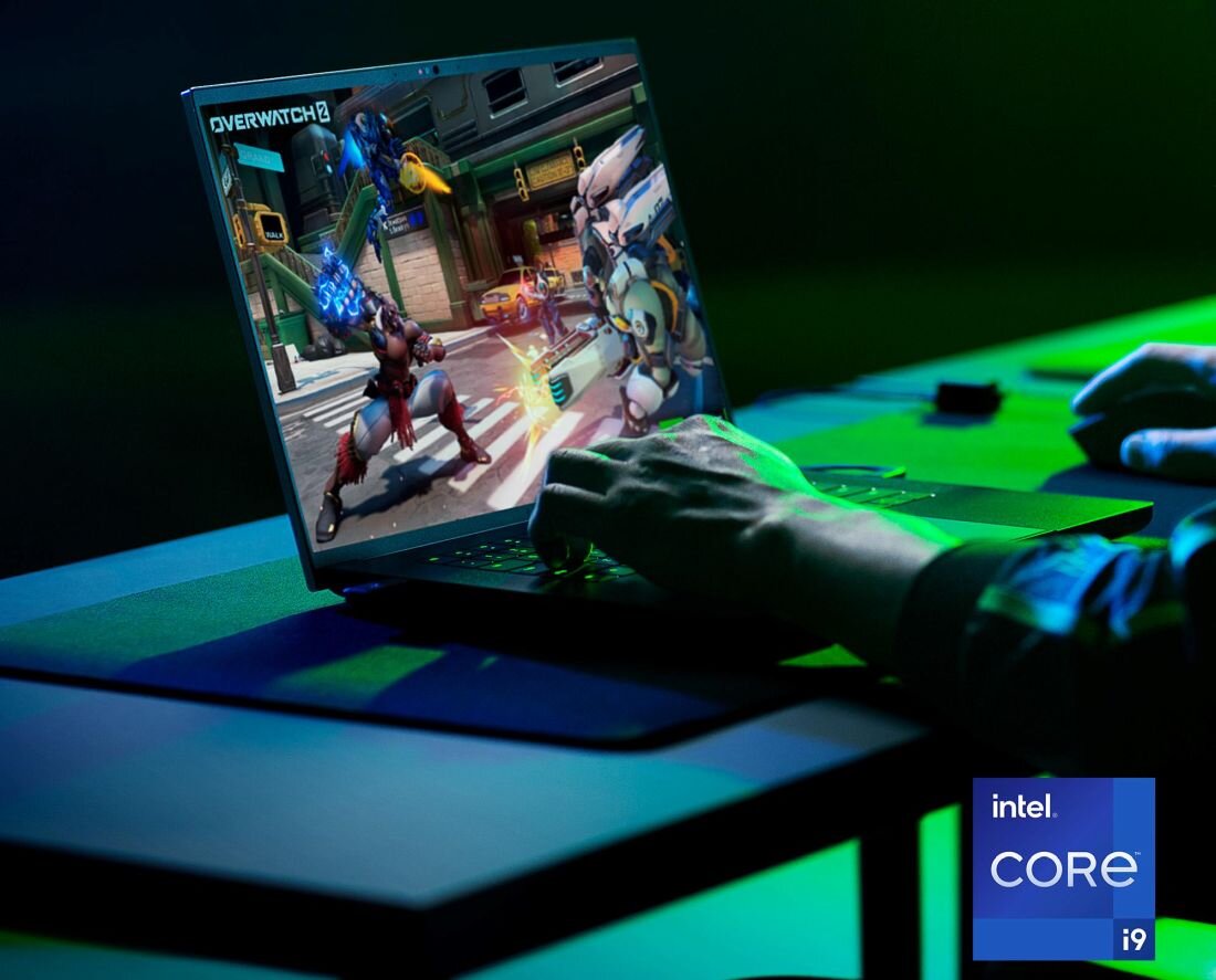Laptop RAZER Blade 16 S9-NT - Intel Core i9-13950HX 5,6 GHz, 24 rdzeniami i 32 wątkami