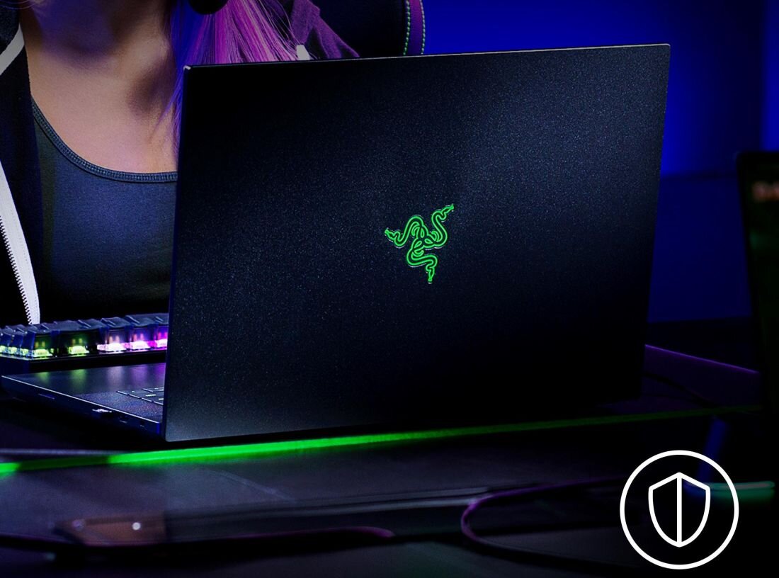 Laptop RAZER Blade 16 S9-NT - konstrukcja z anodowanego aluminium