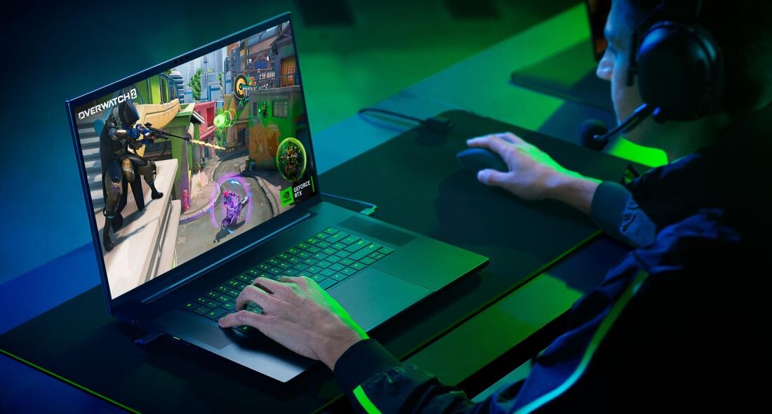 Laptop RAZER Blade 18 K9-NT - kamera IR FHD Windows Hello 