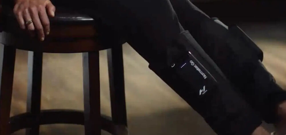 Masażer do nóg HYPERICE Normatec Lower Legs technologia kompresji powietrznej łagodzenie bólu napięcia mięśni wspieranie zdrowej cyrkulacji krwi efektywne wsparcie dla mięśni przyspieszony proces regeneracji redukcja zakwasów szybki powrót do aktywności
