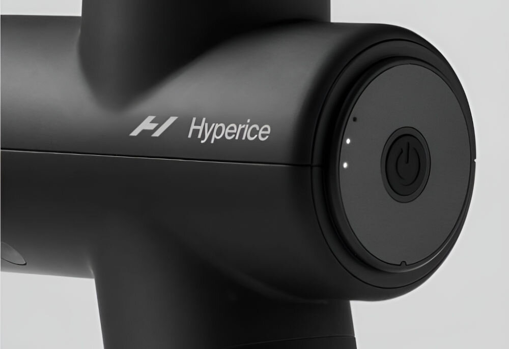 Masażer ręczny Gun HYPERICE Hypervolt Go 2 Czarny prosta obsługa trzy poziomy intensywności wibracji regulacja jeden przycisk funkcjonalność precyzyjne dostosowanie masażu wspomaga regenerację mięśni po intensywnych treningach działa relaksująco przyspiesza powrót do pełnej sprawności  