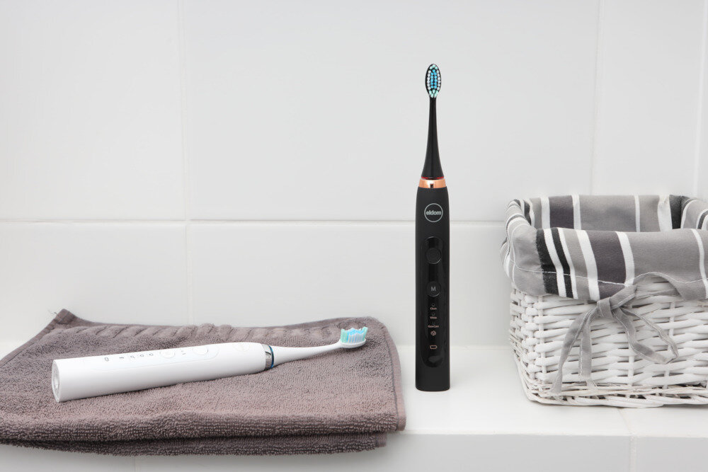 Szczoteczka soniczna ELDOM SD210C od 32 000 do 42 000 ruchów na minutę