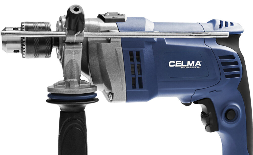Wiertarka udarowa CELMA PROFESSIONAL PRCm 13GEO wiertarka widoczna z boku klasie ochronności II eliminuje konieczność stosowania przewodu uziemiającego pracować w miejscach o ograniczonym dostępie do instalacji elektrycznej