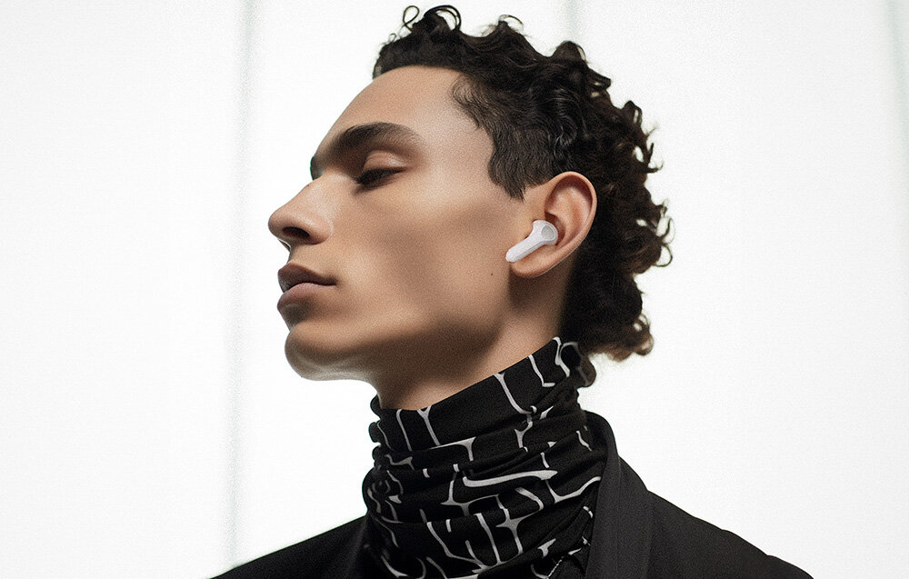 Słuchawki dokanałowe SOUNDPEATS Air 4 Pro brzmienie design komfort lekkość dźwięk jakość wrażenia słuchowe ergonomia lekkość sport aktywność podróże czas pracy działanie akumulator