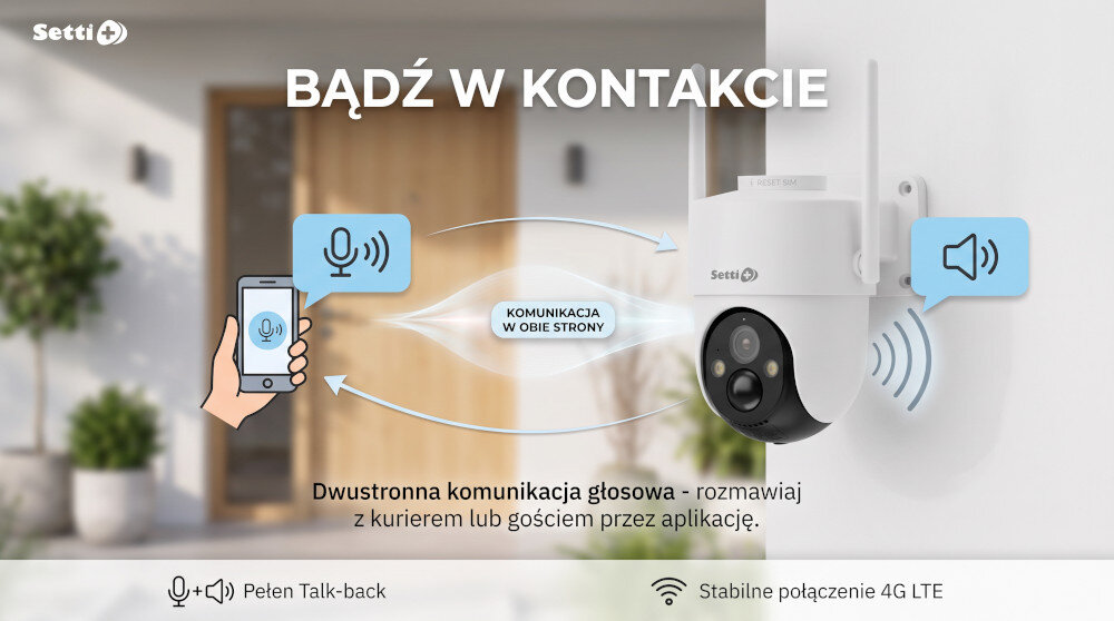 Na ekranie smartfona widoczny jest interfejs aplikacji do obsługi kamery bezpieczeństwa, pokazujący obraz zewnętrznego tarasu z roślinami i meblami ogrodowymi. Na górze ekranu znajdują się ikony statusu, a na dole przyciski nawigacyjne, w tym \'Messages\', \'Direction\' i \'Features\'.