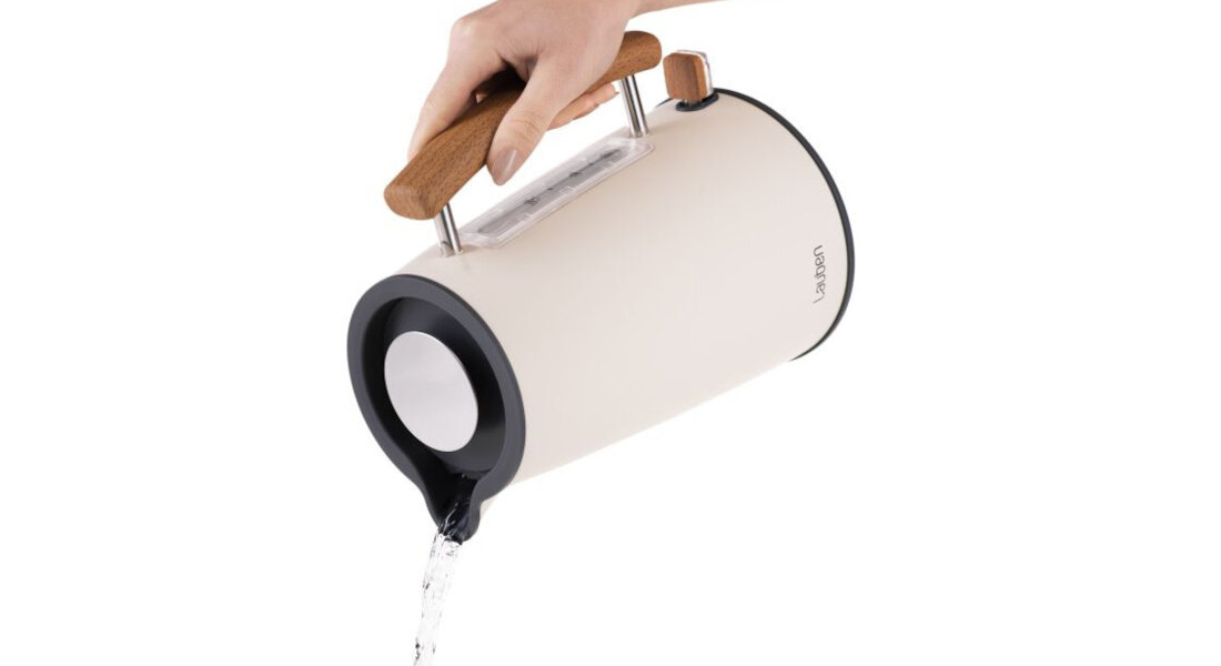 Czajnik LAUBEN Electric Kettle 17CR pojemność woda możliwości napoje podświetlenie LED wygląd komfort wygoda użytkowanie