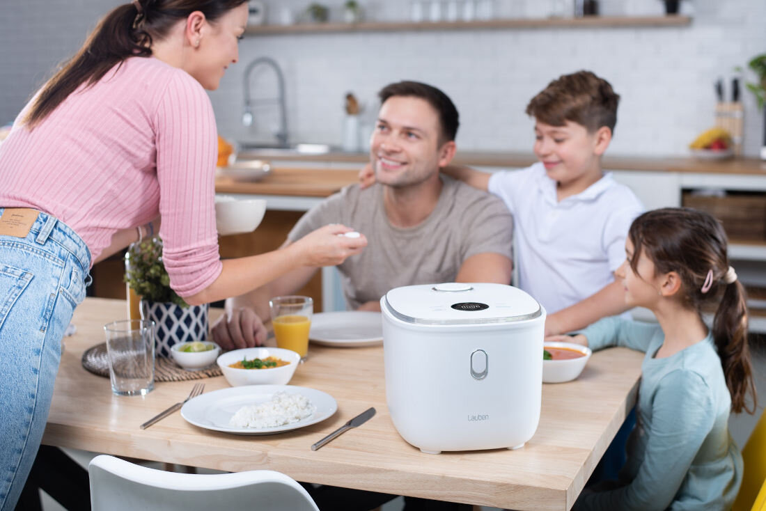 Ryżowar LAUBEN 3000WT funkcja Low Sugar pojemnik opróżnienie zdrowe posiłki