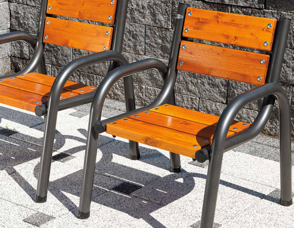 Krzesło ogrodowe PATIO Park Lux Brązowo-szary solidna konstrukcja trwałe estetyczne kolor kolorystyka antypoślizgowe stopki