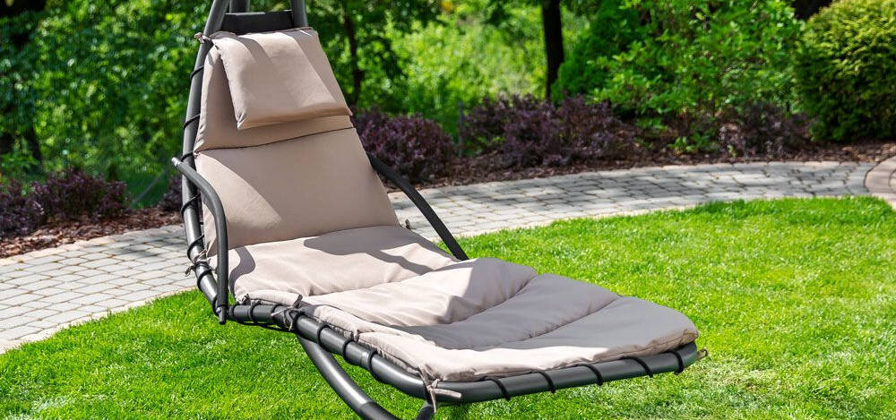 Leżak wiszący PATIO Albert Brązowy Uniwersalny kolor kolorystyka relaks dekoracja estetyka obciążenie max 120 kg
