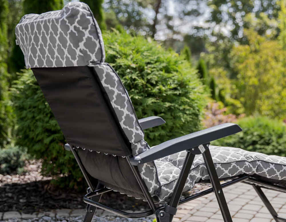 Leżak ogrodowy PATIO Lena Lounger H030-06PB wykonanie odporność kieszeń mocowanie osłona konstrukcja estetyka wysoka jakość