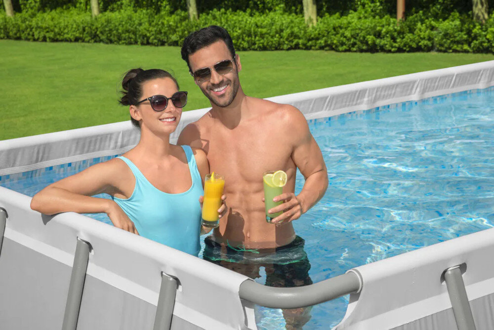 Basen BESTWAY Power Steel 5612B 5612B 640 x 274 x 132 cm z trojwarstowego Duraplastu dwie zewnetrzne warstwy z PVC srodkowa warstwa wlokno poliestrowe wytrzymalosc odpornosc na uszkodzenia