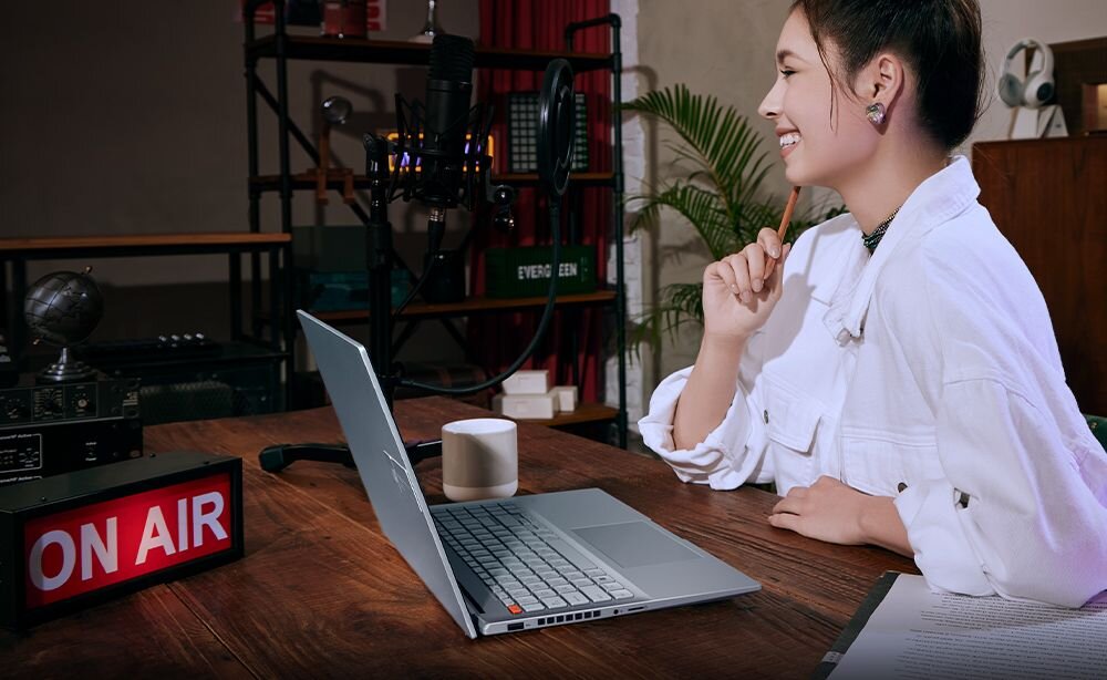 Laptop ASUS VivoBook Pro 16 - ASUS Wi-Fi Master