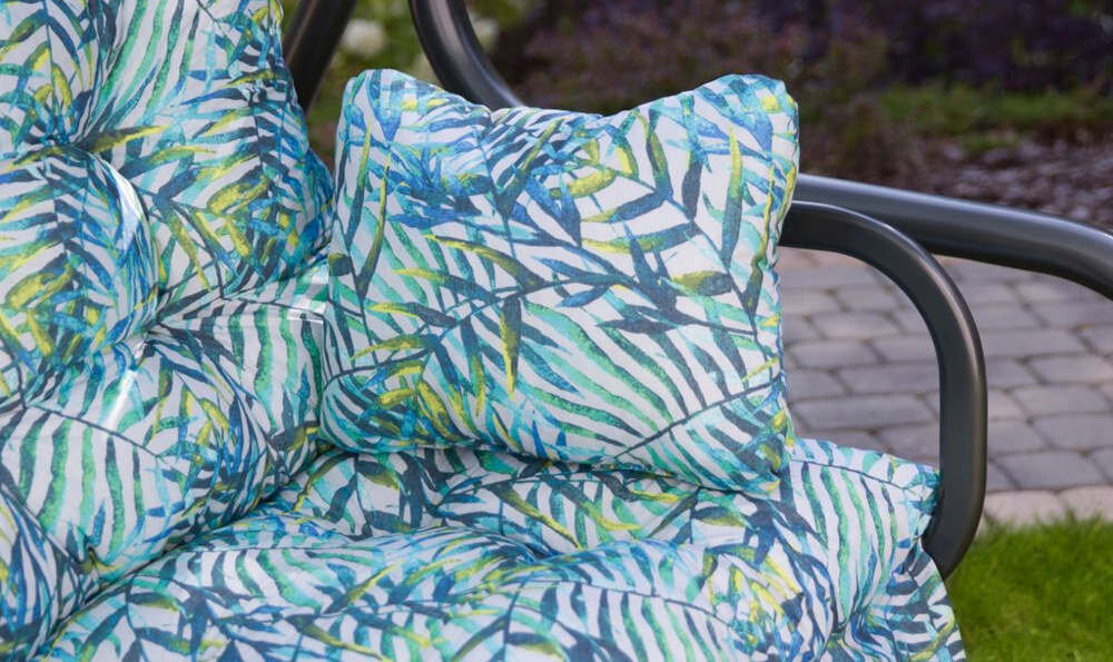 Huśtawka ogrodowa PATIO Parma G045-01PB komplet dwie poduszki troczki mocowanie komfort wygoda relaks solidna konstrukcja grubosc pikowanie miekkosc odpoczynek